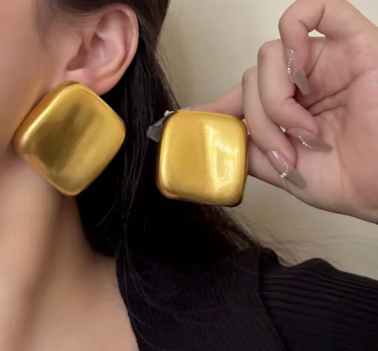 Arete cuadrado
