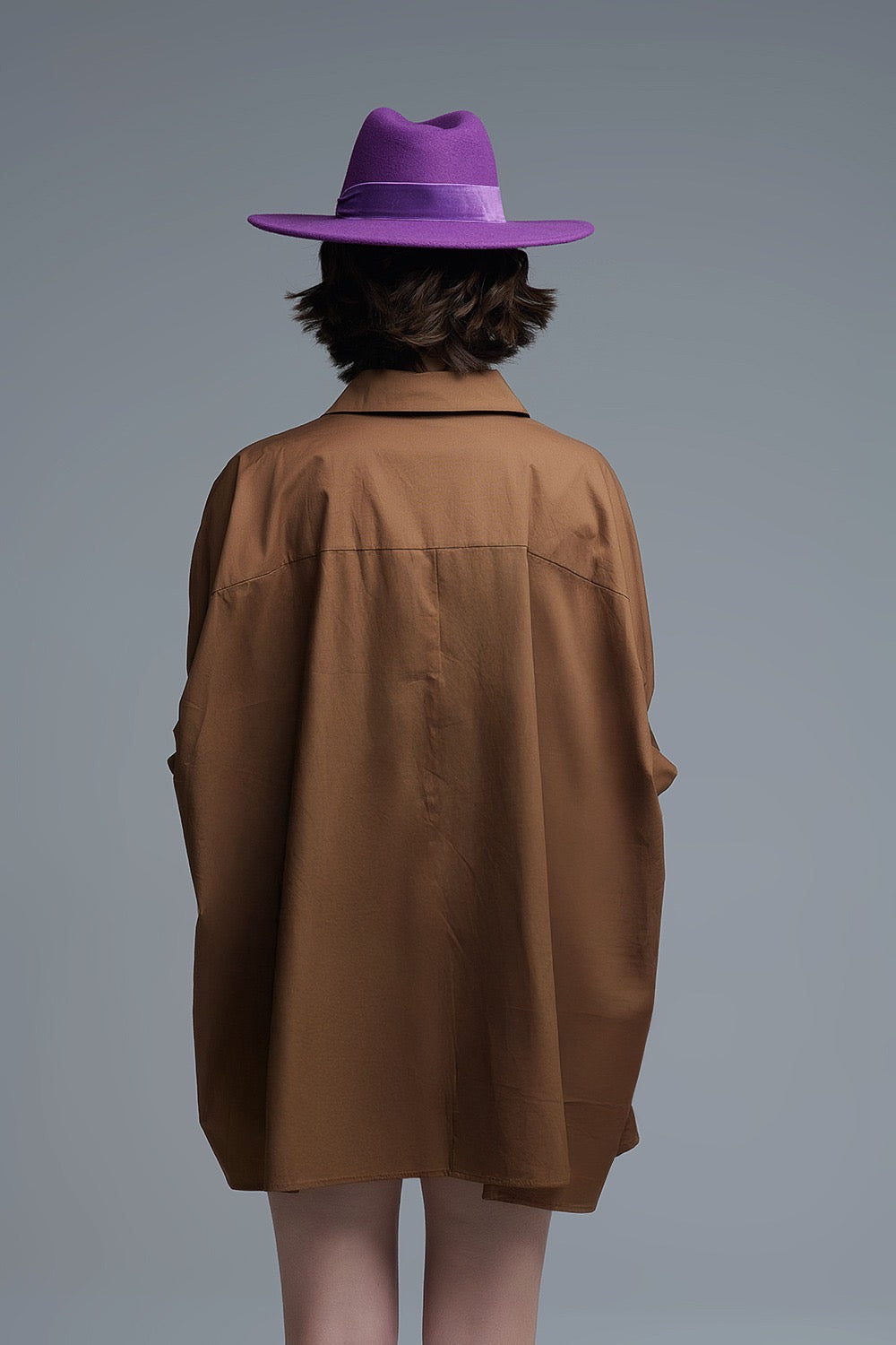 Camisa café oversized