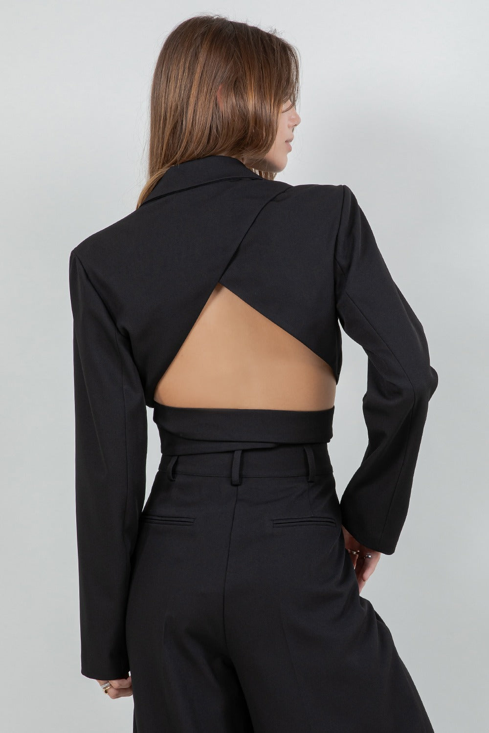 Blazer negro cruzado