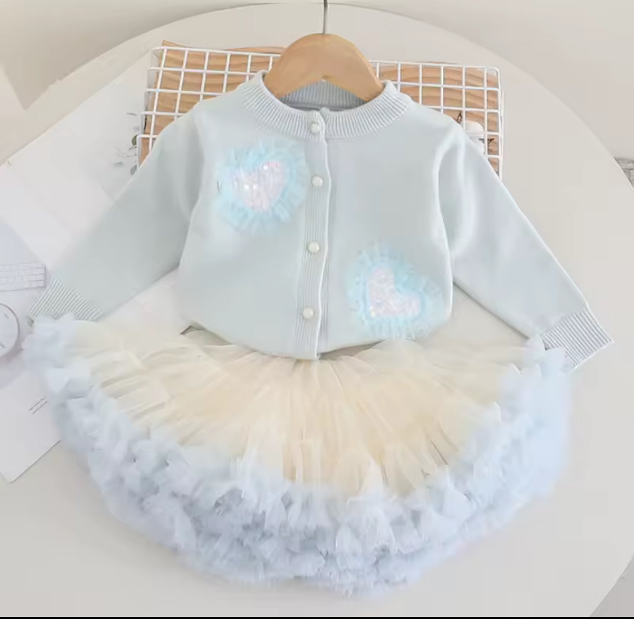 Conjunto falda y suéter