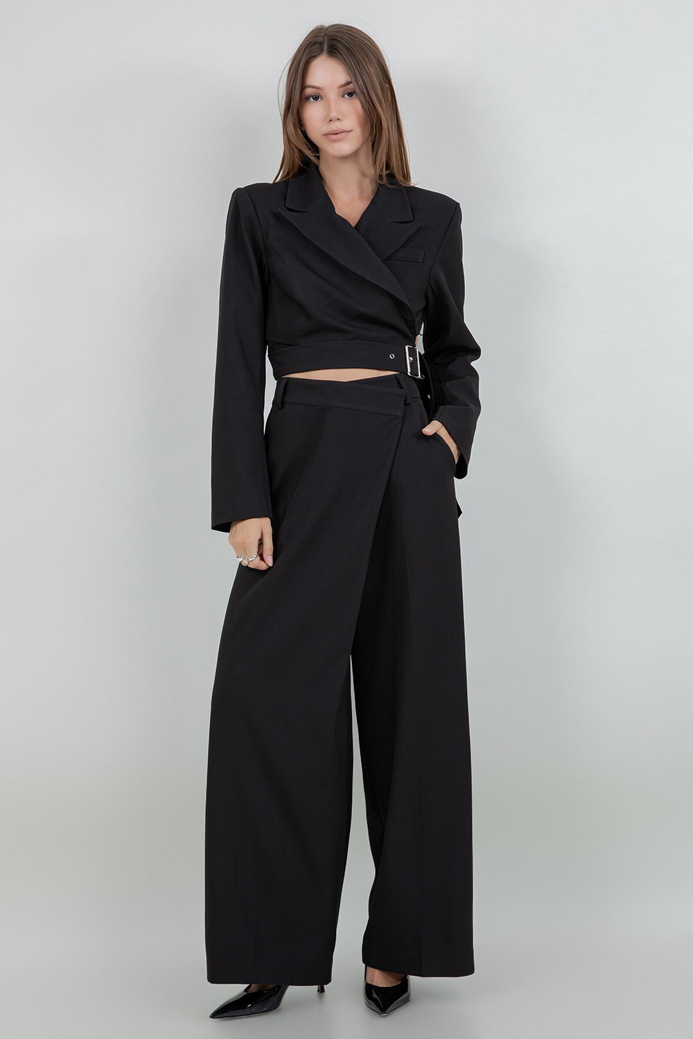 Blazer negro cruzado