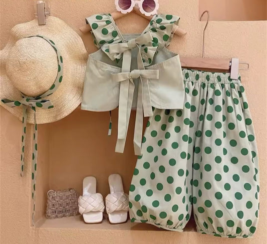 Conjunto verde niña