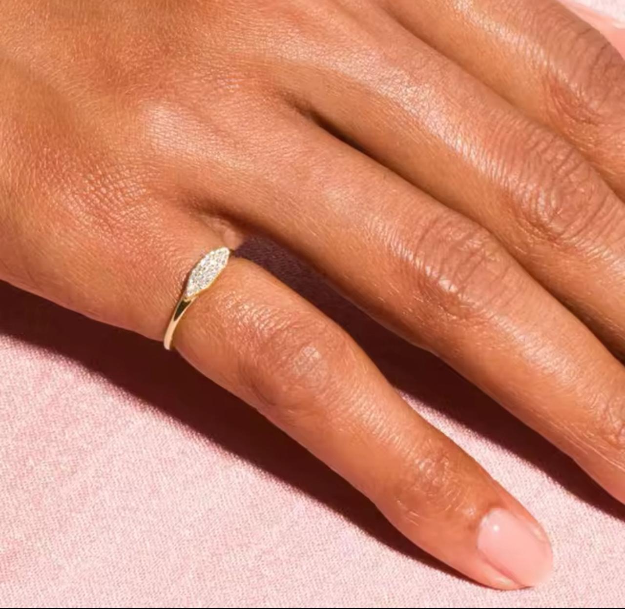 Anillo brillitos