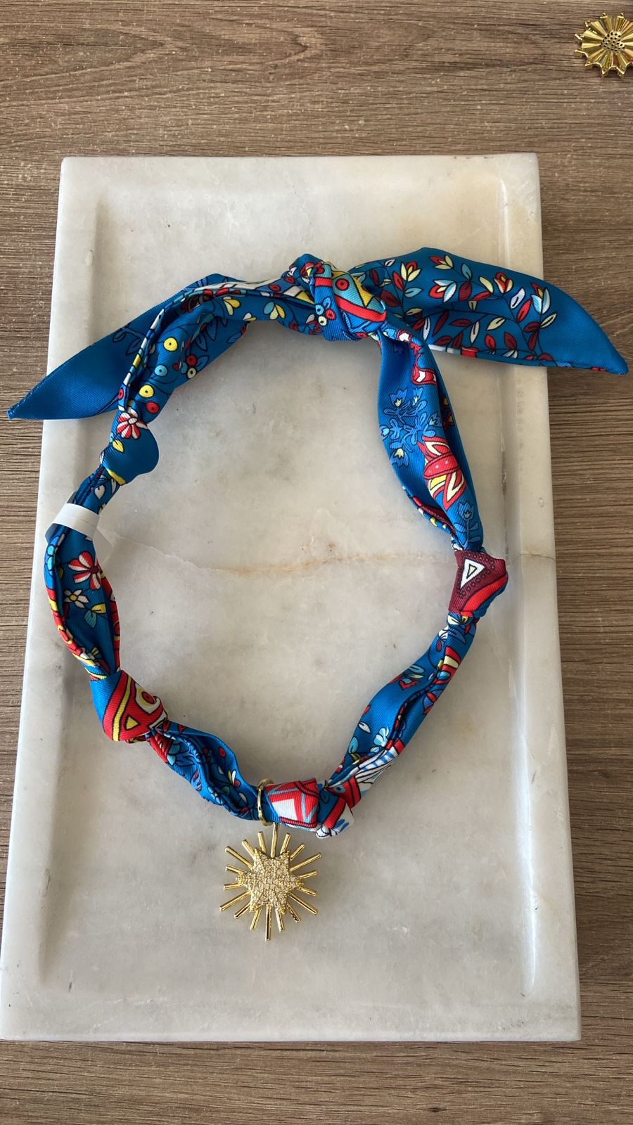 Choker mascada