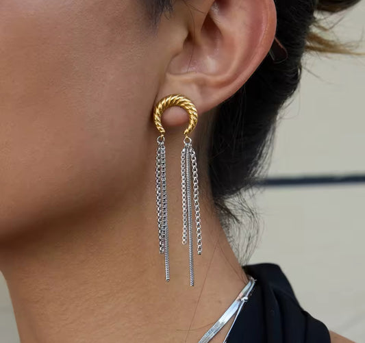 Arete media luna colgante
