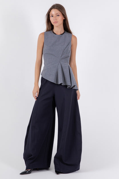 BLUSA GRIS ASIMÉTRICA