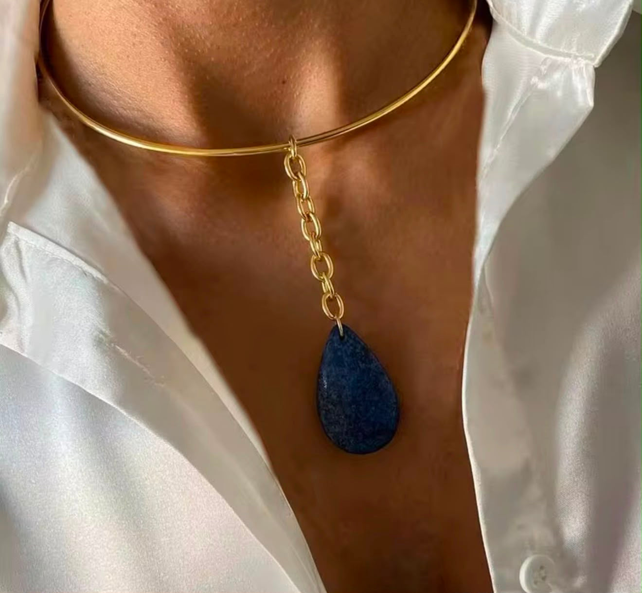 COLLAR PIEDRA COLGANTE