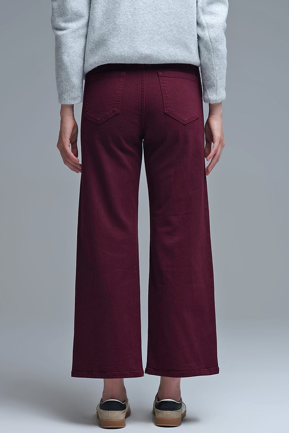 PANTALÓN CROPPED
