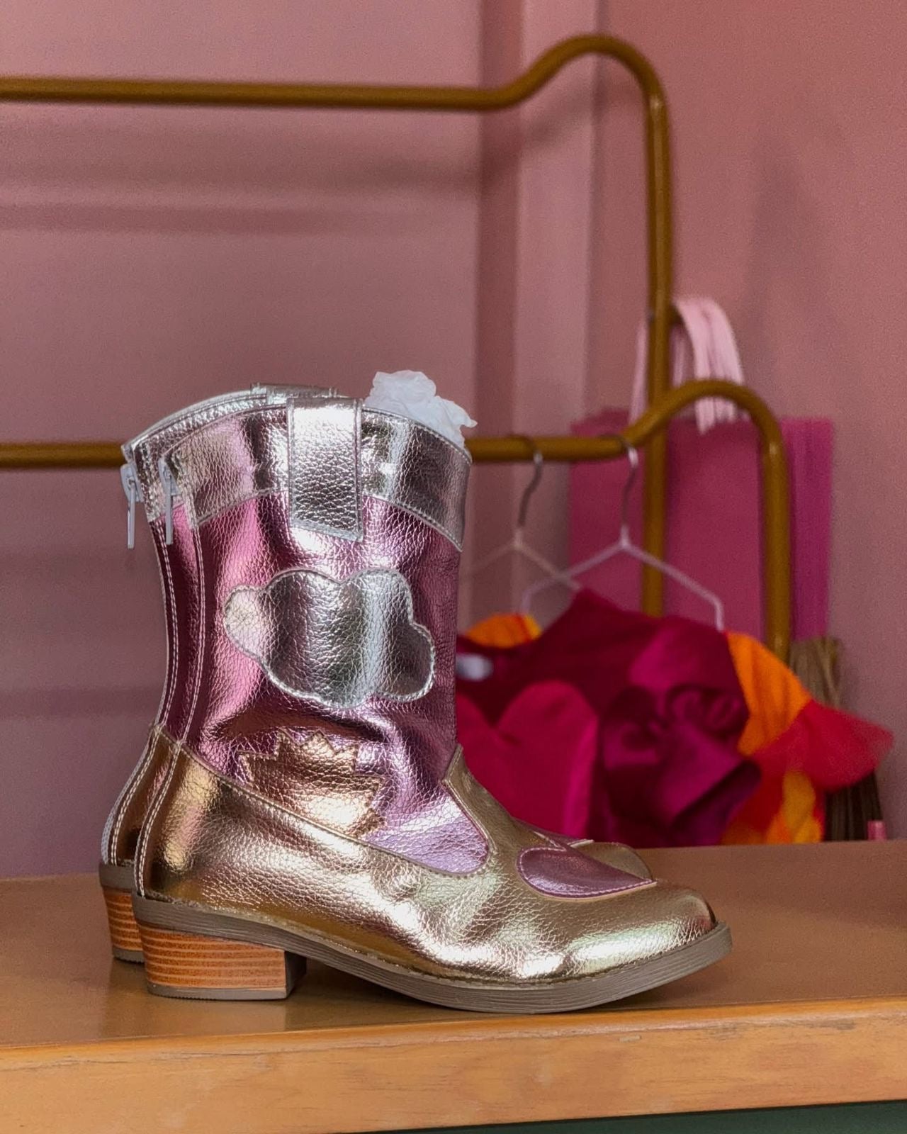 Botas metálicas