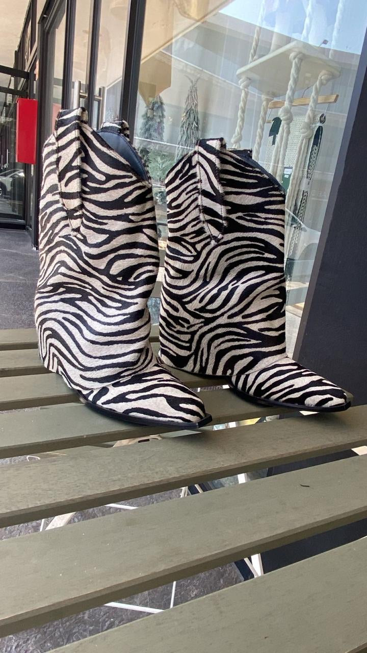 BOTA CEBRA