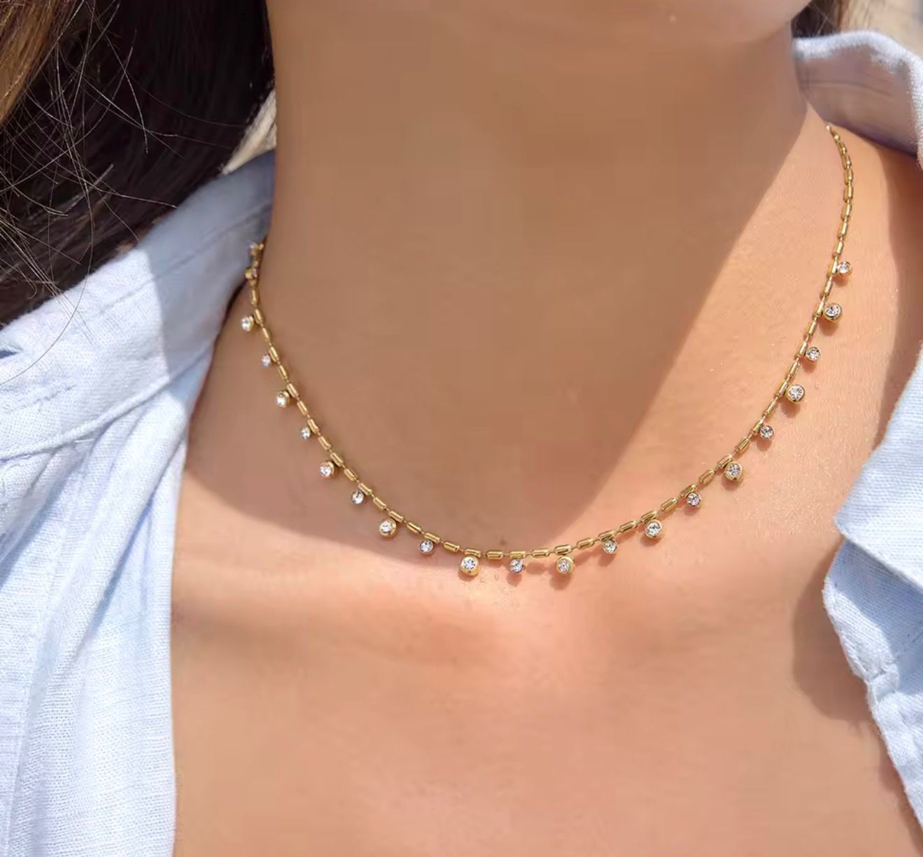 COLLAR PIEDRITAS