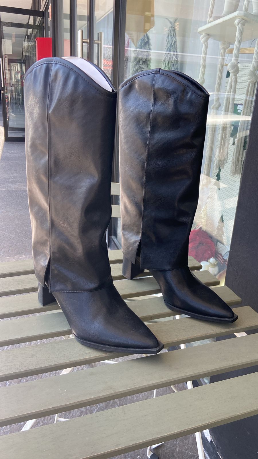 BOTAS LARGAS
