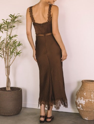 Vestido encaje café