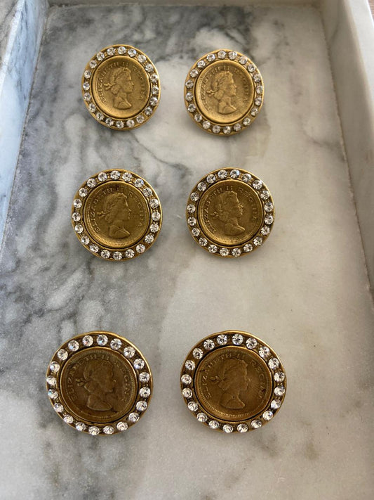Arete moneda dorado