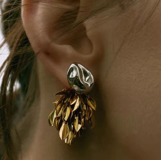 Arete colgante bicolor