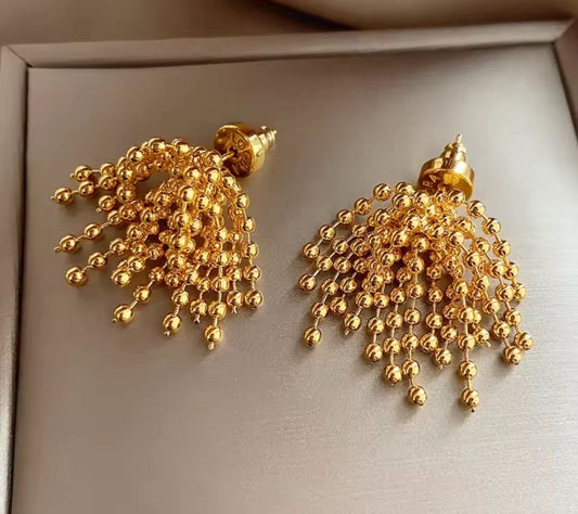 Aretes bolitas