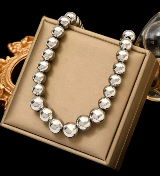 Collar bola
