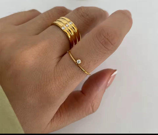 Anillo delgado brillito