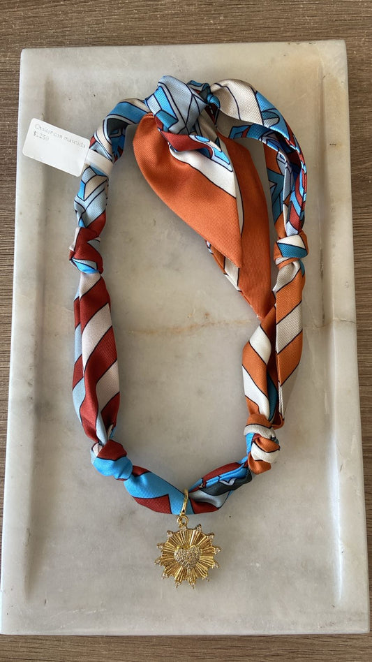 Choker mascada
