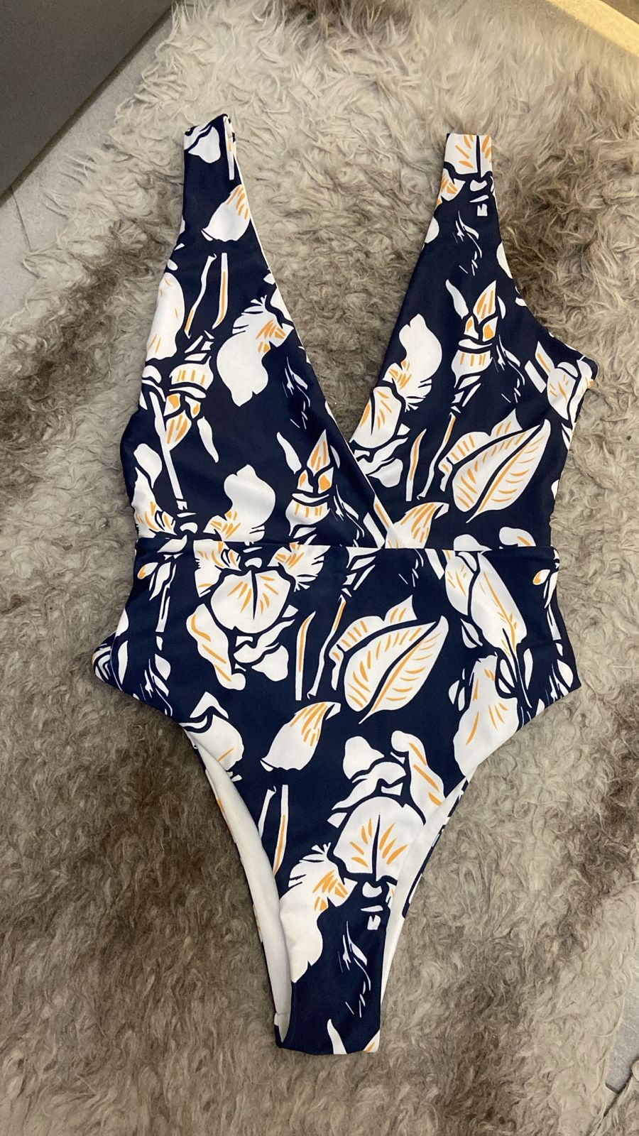 Traje de baño azul marino