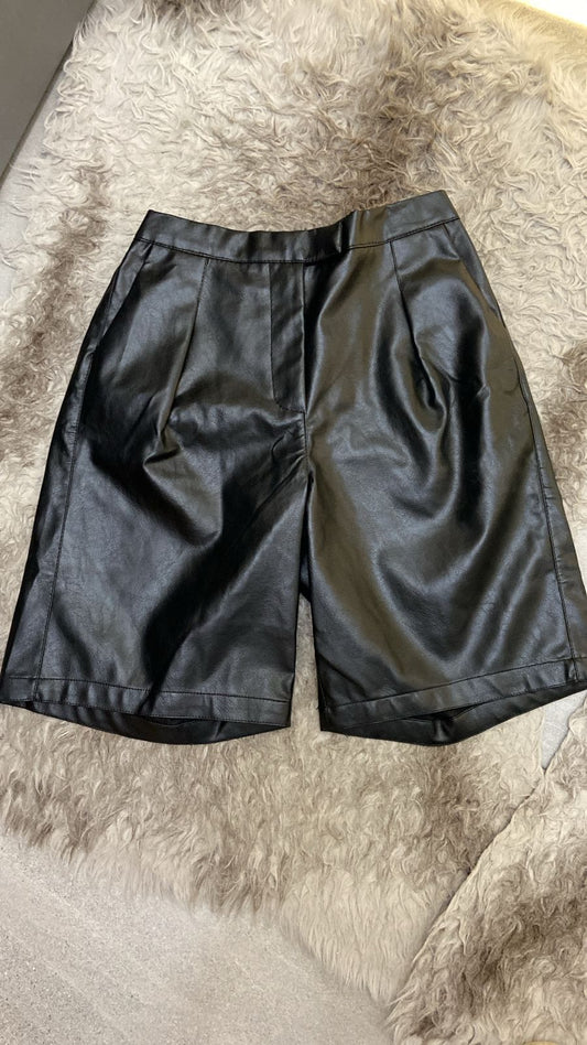 Short negro