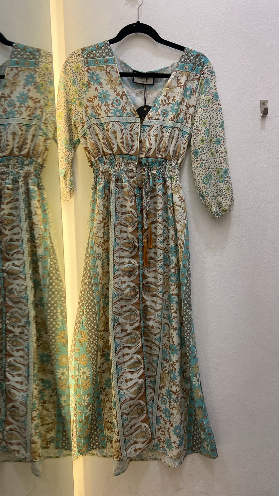 Vestido verde floreado