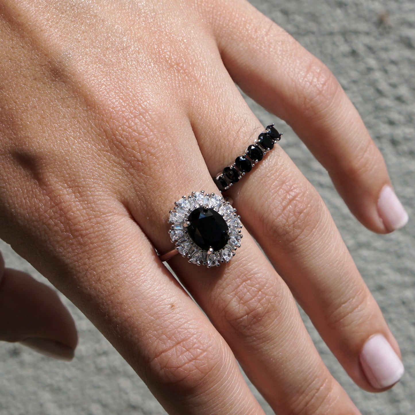 Collection anillo churumbela espinela negra